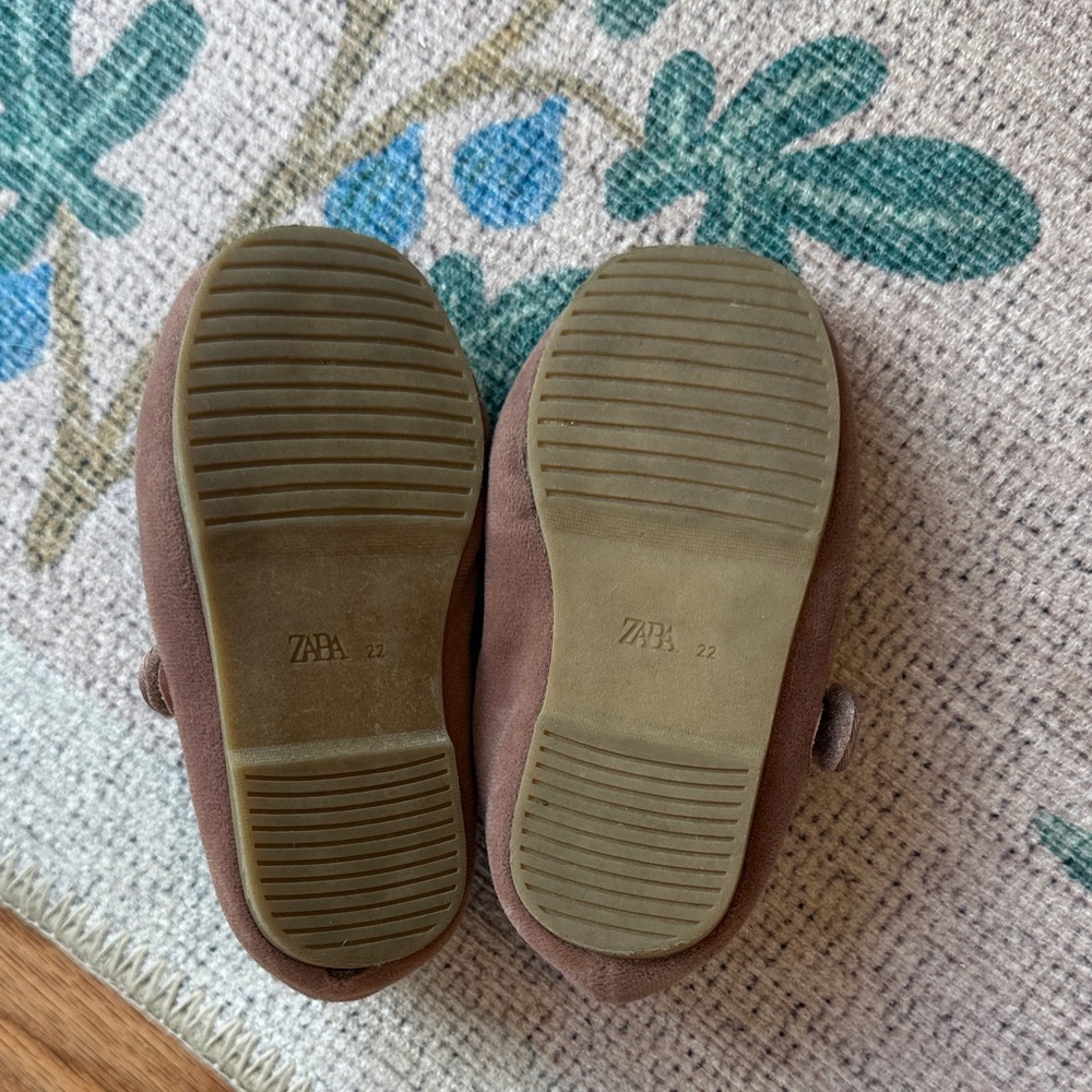 Zara Kids Dusty Pink Mary Jane Shoes - Picture 7 of 7